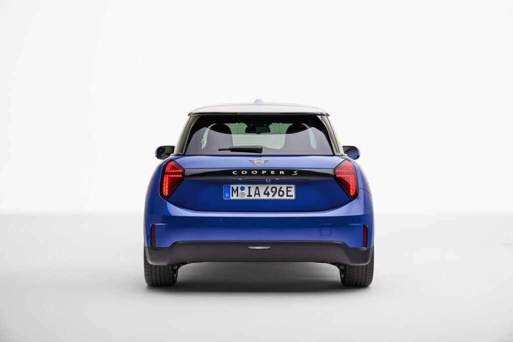 Mini Delays Plans To Start Building EVs In The UK From 2026