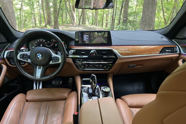 2018 BMW M550i xDrive