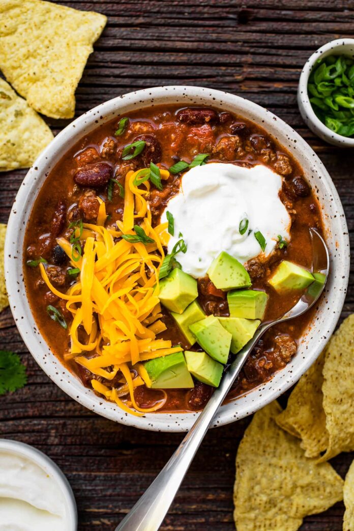 Slow-Cooker-Chili-Cozy-Healthy-Crockpot-Dinner.jpg