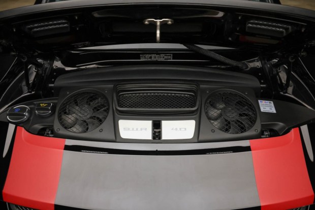 9k-Mile 2016 Porsche 911 R