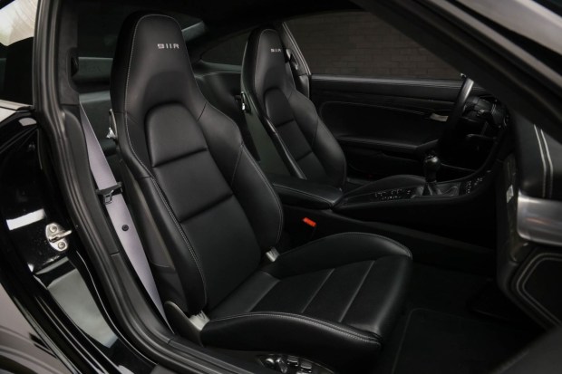 9k-Mile 2016 Porsche 911 R