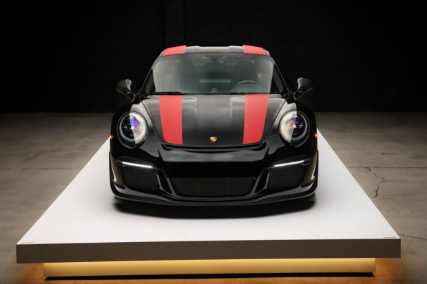 9k-Mile 2016 Porsche 911 R