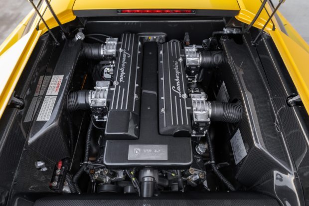 5,400-Mile 2005 Lamborghini Murcielago Coupe 6-Speed